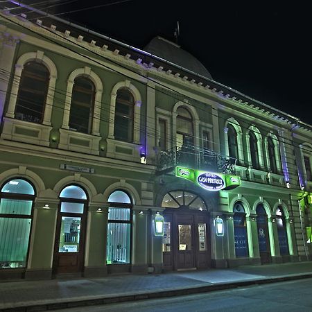 Casa Preturii Hotel Tîrgu Lăpuş Bagian luar foto