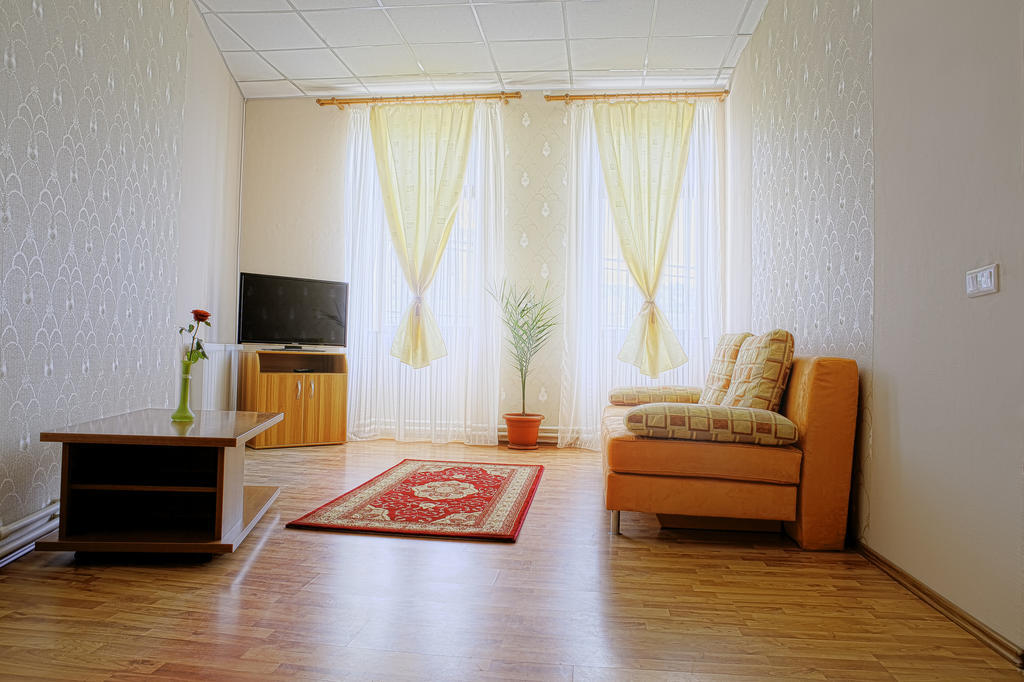 Casa Preturii Hotel Tîrgu Lăpuş Ruang foto
