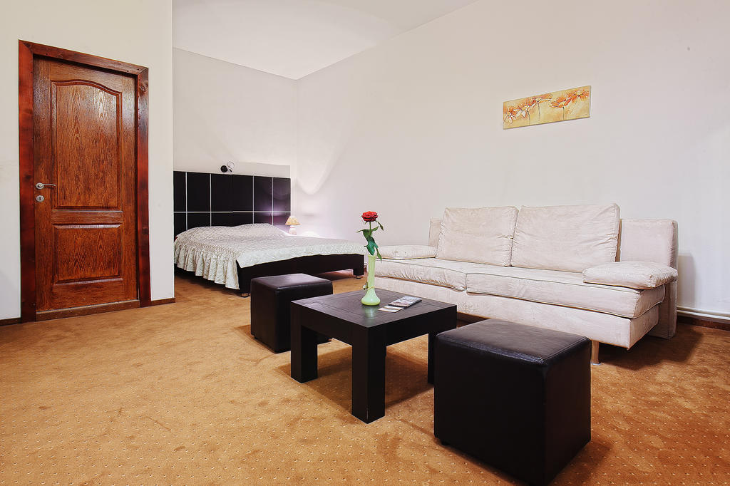 Casa Preturii Hotel Tîrgu Lăpuş Ruang foto